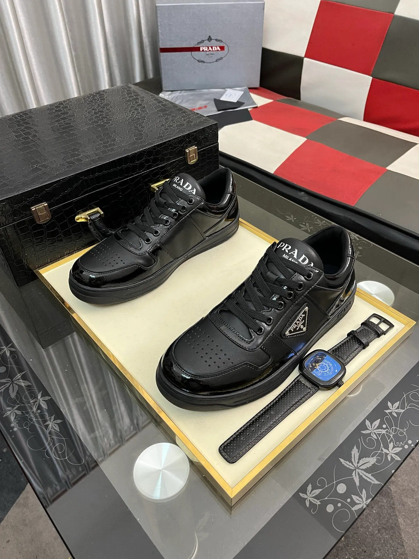 Men's shoes 💰560⌚️⌚️【PRADA】Prada - high-end quality original order 🔍🔍🔍 casual sports shoes - upper: 🔝 Nappa calfskin, brand high satin hollow canvas, shoe body sewn brand metal fasteners, tongue injection molded brand logo - lining: water-dyed cowhide - outsole: ultra-light TPU foam rubber; two-color molded outsole -Ultra-high quality control and fine workmanship: highlighted (high-end, extravagance, and class) -Size: 38-444️⃣colors available